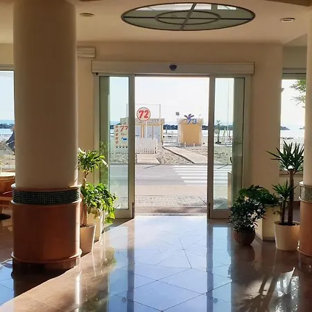Отель Dei Cesari