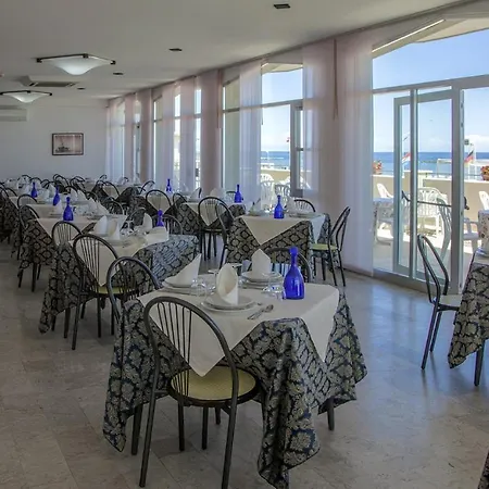 Hotel Dei Cesari Rimini